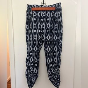 Athleta Ikat rouched pants